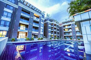 Elizabeth Royal Apartments