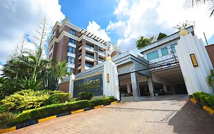 Elizabeth Royal Apartments