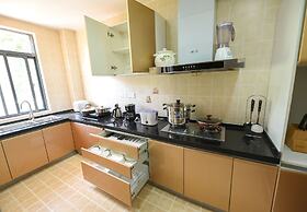 Elizabeth Royal Apartments