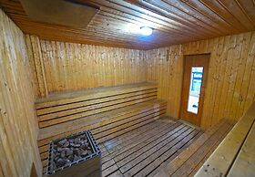 Elizabeth Royal Apartments