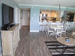 Beach House Condos by Crystal Waters