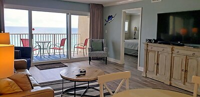 Beach House Condos by Crystal Waters