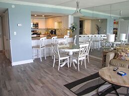 Beach House Condos by Crystal Waters