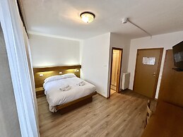 Hotel Ferrari