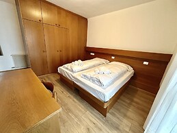 Hotel Ferrari
