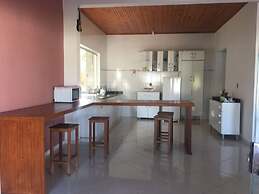 Paraíso Escarpas - Casa para 8 pessoas com 2 quartos