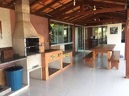 Paraíso Escarpas - Casa para 8 pessoas com 2 quartos