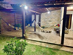 Charme e Aconchego - Casa para 10 pessoas com 3 quartos