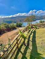 Charme e Aconchego - Casa para 10 pessoas com 3 quartos