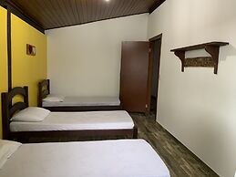 Vista do Lago - Casa para 16 pessoas com 4 quartos