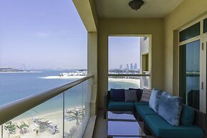 Maison Privee - Beach Access Apt w/ Burj & Sea Views on The Palm