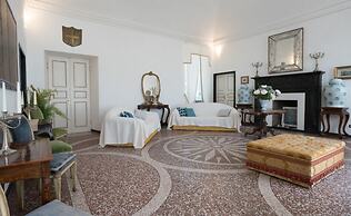 Villa Shelley Boutique Hotel