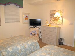 Leeward Key Condos by Crystal Waters