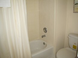 Leeward Key Condos by Crystal Waters