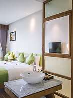 Vinh Hung Old Town Hotel