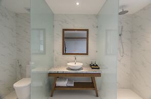 Vinh Hung Old Town Hotel