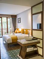 Vinh Hung Old Town Hotel