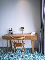 Vinh Hung Old Town Hotel