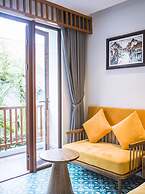 Vinh Hung Old Town Hotel