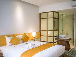 Vinh Hung Old Town Hotel