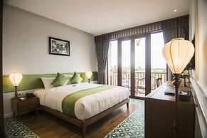 Vinh Hung Old Town Hotel