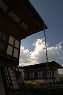 AMA's Village Lodge