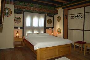 AMA's Village Lodge