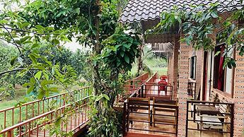 Gibbon Singing Homestay