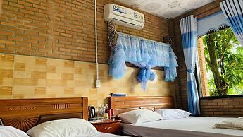 Gibbon Singing Homestay