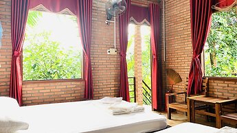 Gibbon Singing Homestay