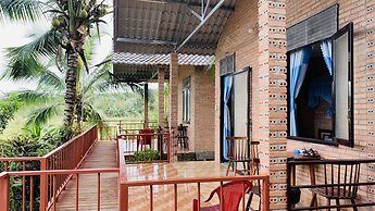 Gibbon Singing Homestay