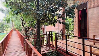 Gibbon Singing Homestay