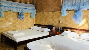 Gibbon Singing Homestay