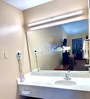 Owensville Motor Inn