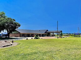 Owensville Motor Inn