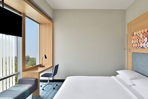 Aloft New Delhi Aerocity