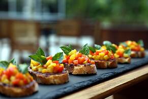 Aloft New Delhi Aerocity