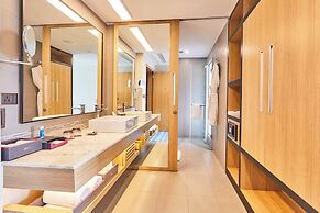 Aloft New Delhi Aerocity