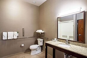 MainStay Suites Madison - Monona