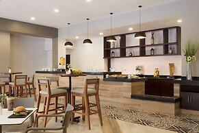 Krystal Urban Monterrey San Jerónimo