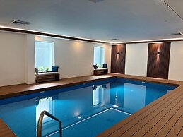 Krystal Urban Monterrey San Jerónimo