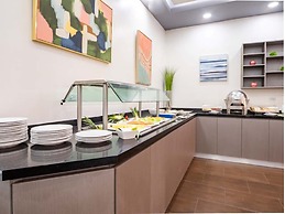 Krystal Urban Monterrey San Jerónimo