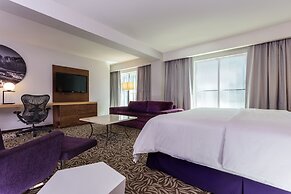 Krystal Urban Monterrey San Jerónimo