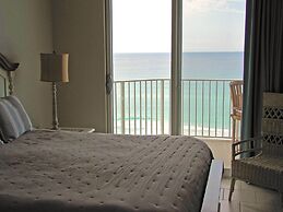 Majestic Sun Condos by Crystal Waters