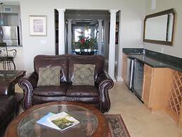 Majestic Sun Condos by Crystal Waters