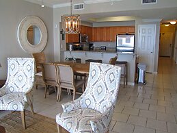 Majestic Sun Condos by Crystal Waters