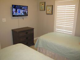 Majestic Sun Condos by Crystal Waters