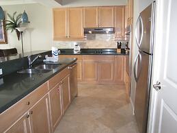 Majestic Sun Condos by Crystal Waters