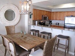 Majestic Sun Condos by Crystal Waters