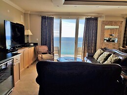 Majestic Sun Condos by Crystal Waters